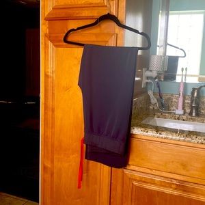 Figs Livingston charcoal size medium scrub pants